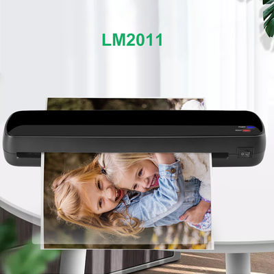 250 mm/Min A3 Laminator Maschine Einstellbarer Temperatur für kreative Projekte